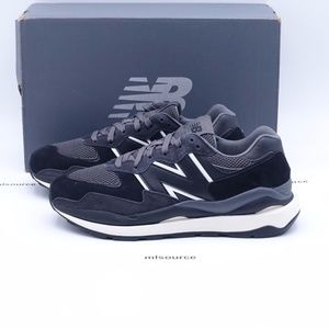 New Balance Women's 57/40 Sneakers W5740CHB Black/Sea Salt